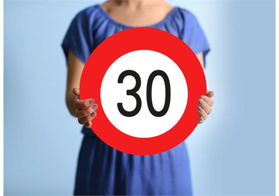 Karton Verkehrstafel 30.Geburtstag