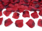 Preview: Rote Rosenblätter zum Verstreuen. Einfach verpackt in einem Plastikbeutel, ca. 100 Rosenblätter.  Ideal zur Dekoration bei der Hochzeit, Valentinstag, Muttertag, Hochzeitsantrag, Liebesurlaub, Liebesbeweis, vor der Badewanne oder für das Blumenmädchen / B