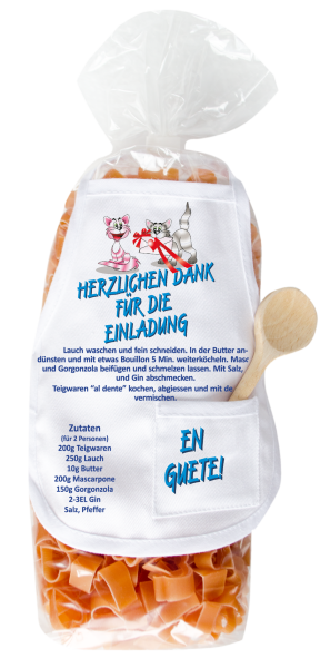 Mit dem Spruch: Herzlichen Dank für die Einladung. Die beliebten und lustigen Herz Teigwaren. Als Geschenk mit einer kleinen Mini-Schürze und einem herzigen Holzlöffeli. Inklusive Rezept auf Schürzchen. Nudeln hergestellt in der Schwei