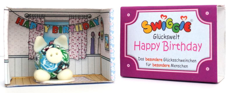 Das besondere Glückschweinchen für besondere Menschen. Das kleine Säuli steht im kleinen Kartonschächteli, dass mit liebevollen Zeichnungen verziert ist. Ein schöner Glücksbringer als Geschenk für Geburtstag, Prüfun