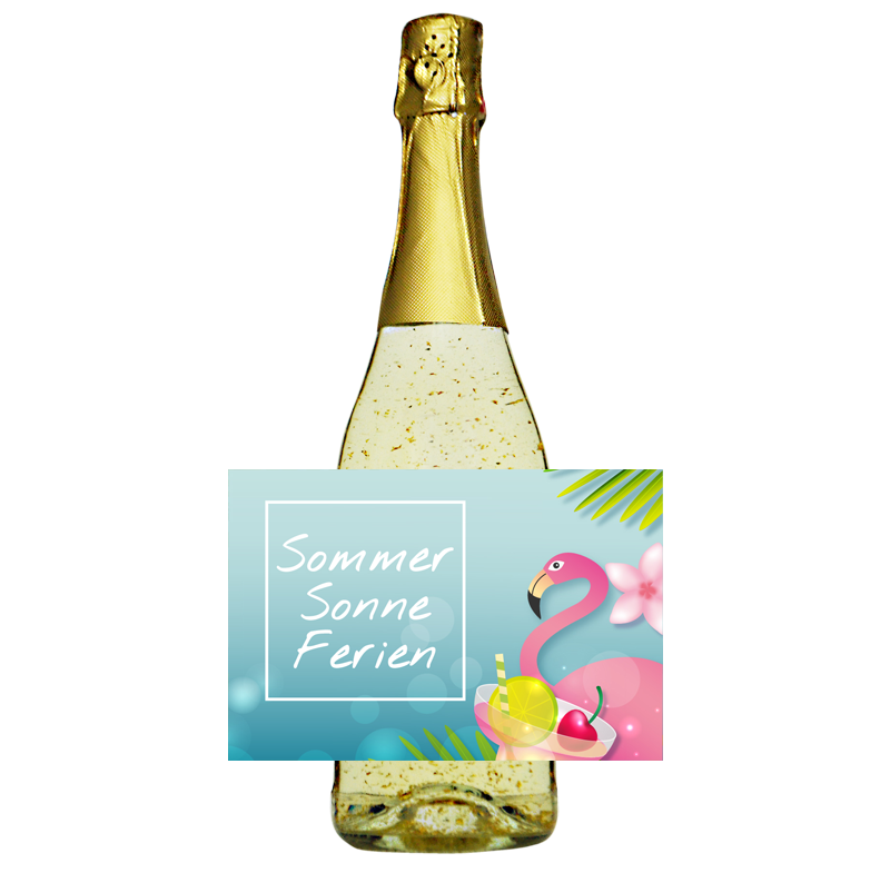 Sommer Sonne Ferien Goldsekt. Das Prosecco Cüpli für Frauen. Schmeckt besonders gut im Sommer. Ein einzigartiges weinhaltiges Getränk mit einer leichten Pfirsich-Note. Der Goldsekt wird in Österreich produziert, komponiert aus den