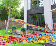 Markingtape, Happy Birthday. Das Absperrband für den Geburtstag. Zum Spannen und Absperren im Garten oder in der Wohnung. Ein lustiges Accesoire für die Party und an der Feier. Das Band ist 7 Meter lang und 7,5 cm breit.