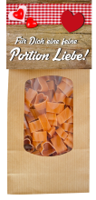 Mit dem Spruch: Für Dich eine feine Portion Liebe. Die beliebten Herz Teigwaren in einer schönen Geschenkpackung. Am Naturbeutel ist eine Etikette angebracht. Vorderseite mit Sprüchen, Rückseite mit einem feinen Pasta Rezept mit Tomate