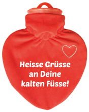 Heisse Grüsse an Deine kalten Füsse.   Die Herz Wärmeflasche ist ein hochwertiges Qualitätsprodukt. Mit einem samtig-weichen Veloursüberzug (rot) 100 % Polyester, mit einem weissen, aufgesticktem Herzli auf der Vorderseite. Dazu mit bedruckt mit einem lus